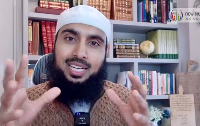 من أسماء الله: الحَكَم (الحاكم والقاضي)، وخيرُ الحاكمين