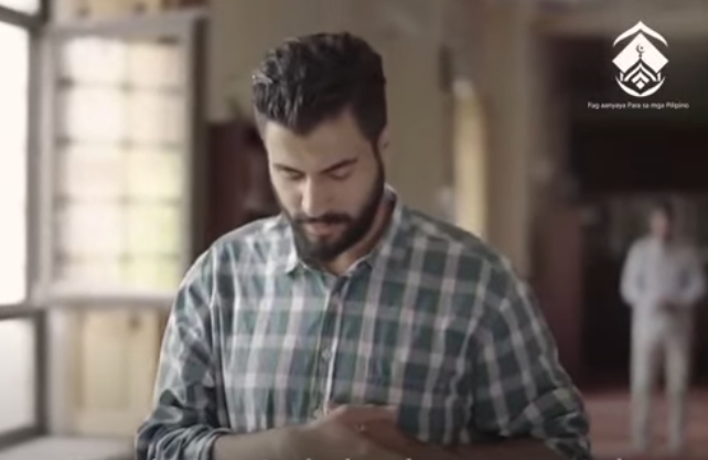 أنا أصلي وأتضرع إليك